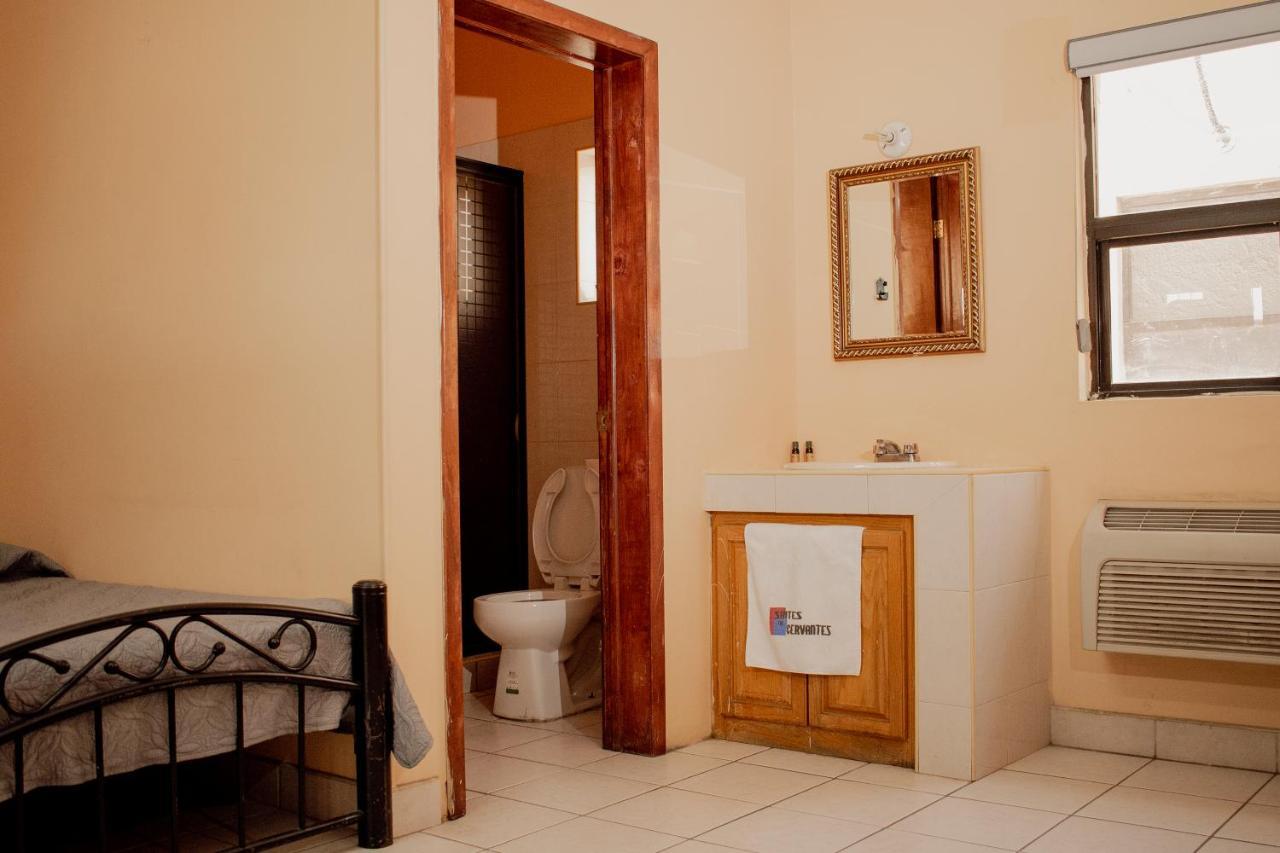 Suites Cervantes تشيهواهوا المظهر الخارجي الصورة