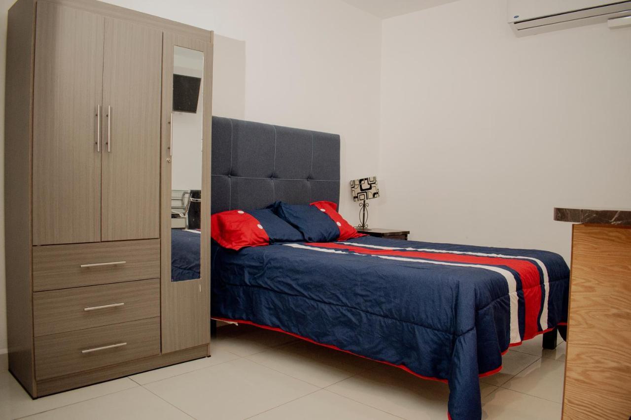 Suites Cervantes تشيهواهوا المظهر الخارجي الصورة